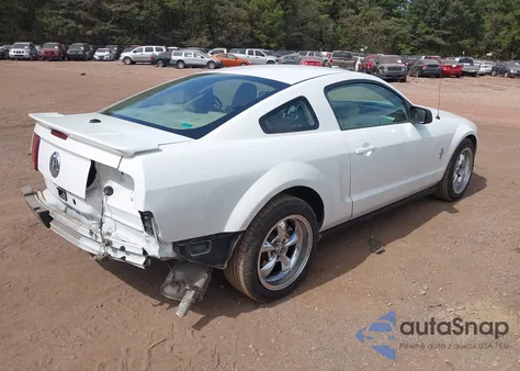 2008 Ford Mustang V6 Deluxe/V6 Premium from USA, damaged, VIN 1ZVHT80N685134981